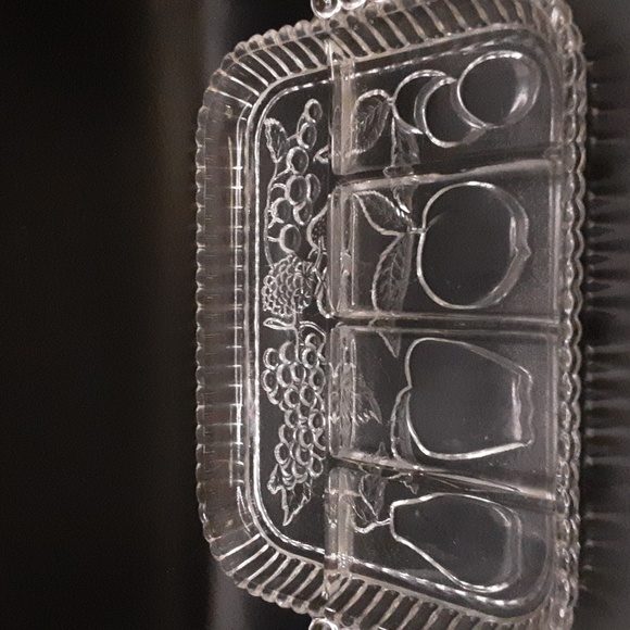 Vintage Indiana Glass Divided Clear Fruit Platter 12.75" X 9" - Picture 2 of 9